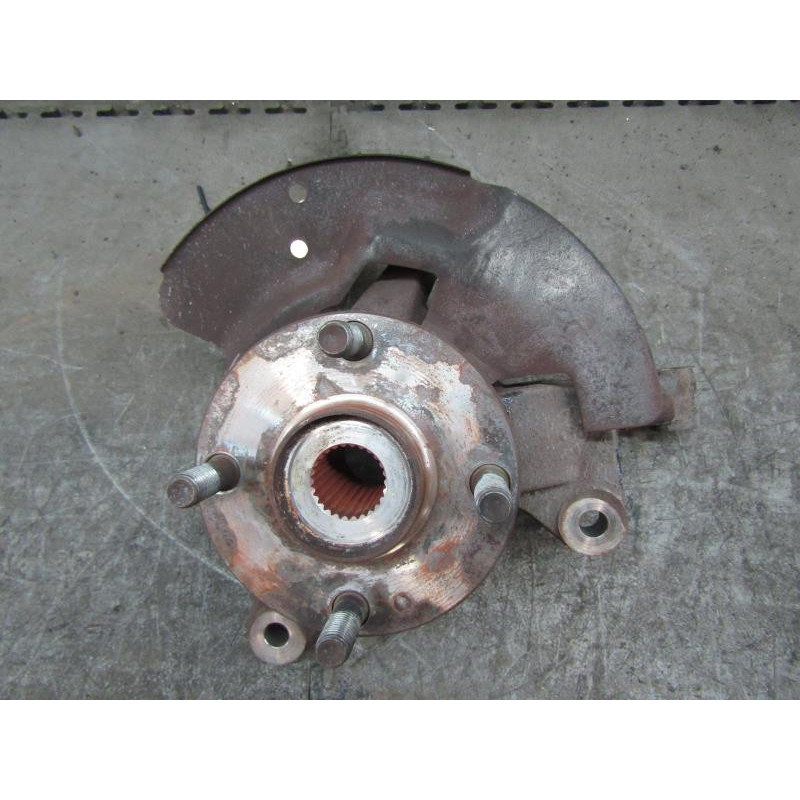 Pivot de moyeu avant droit MAZDA 323 6 Photo n°1