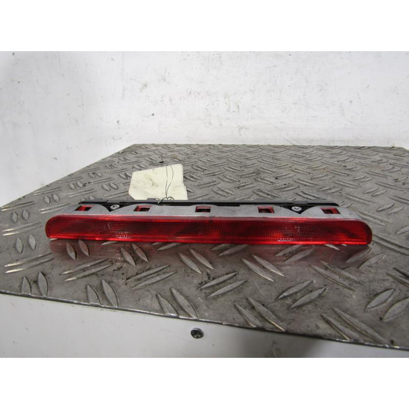 Feu arriere stop central CITROEN XSARA PICASSO Photo n°1