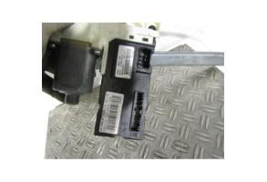 Leve vitre electrique avant droit RENAULT LAGUNA 3 Photo n°2