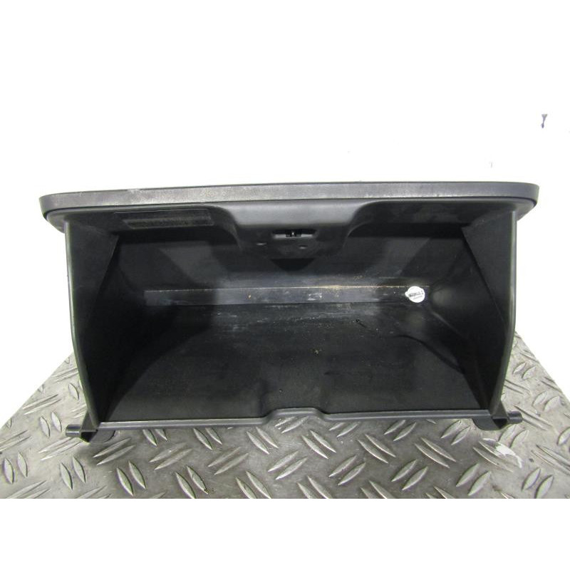 Porte boite a gants TOYOTA RAV4 2 Photo n°1