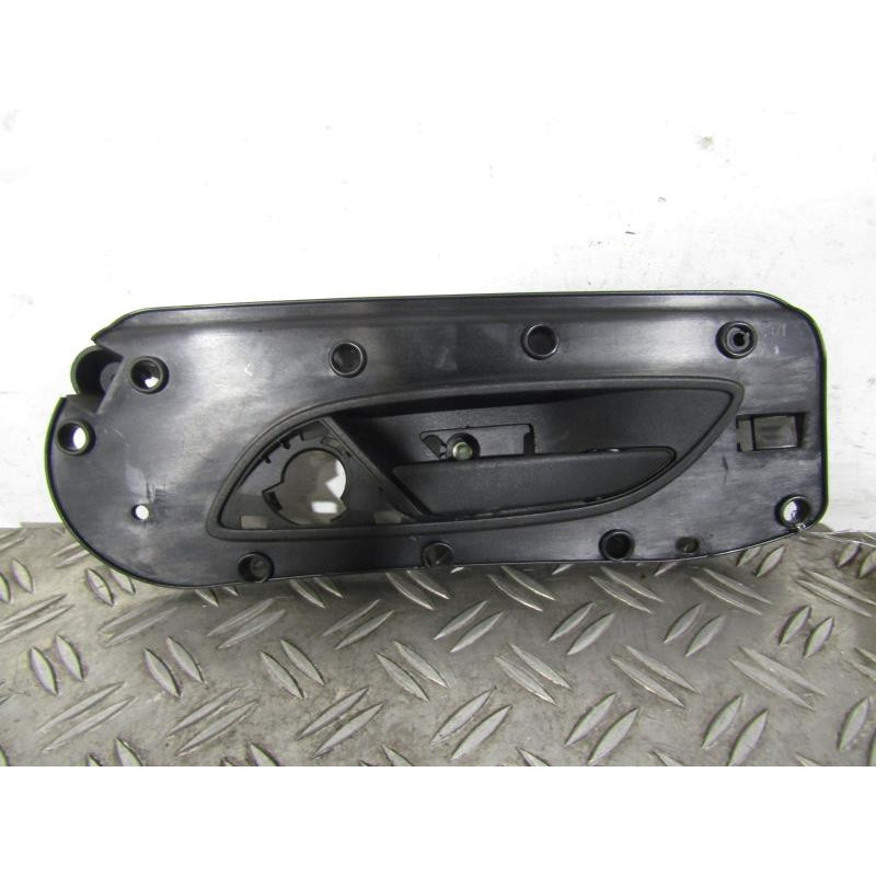 Poignee interieur avant droit FIAT GRANDE PUNTO Photo n°1