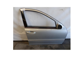 Porte avant droit MERCEDES CLASSE C 203 Photo n°1