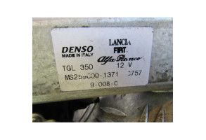 Moteur essuie glace arriere FIAT 500 2 Photo n°2