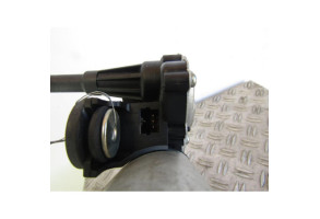Moteur essuie glace arriere FIAT 500 2 Photo n°4