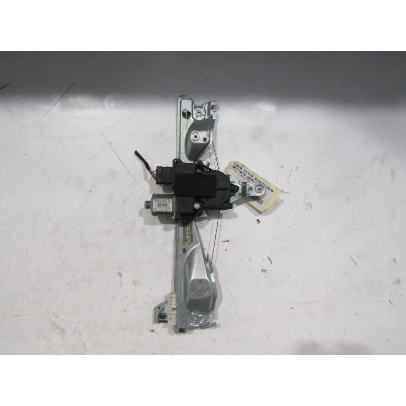Leve vitre electrique arriere droit PEUGEOT 308 1 Photo n°1