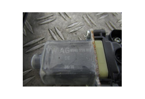Leve vitre electrique arriere gauche AUDI A4 4 Photo n°3