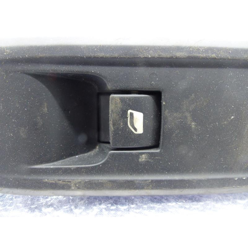 Interrupteur de leve vitre avant droit CITROEN C3 2 Photo n°1
