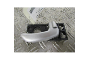 Poignee interieur arriere droit HYUNDAI I 10 1 Photo n°1