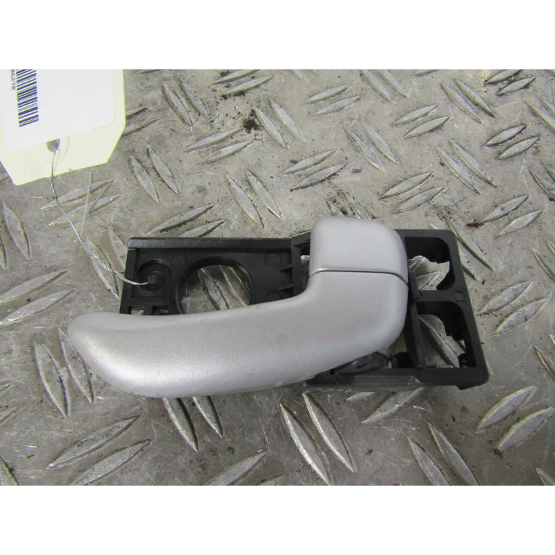 Poignee interieur avant droit HYUNDAI I 10 1 Photo n°1