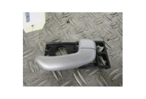Poignee interieur avant droit HYUNDAI I 10 1 Photo n°1