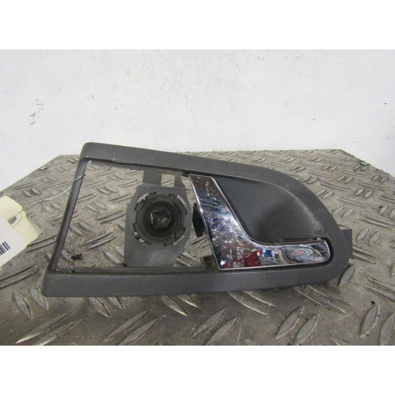 Poignee interieur arriere droit SKODA OCTAVIA 1 Photo n°1