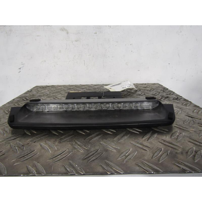 Feu arriere stop central VOLVO S 80 1 Photo n°1