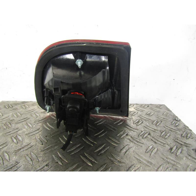 Feu arriere secondaire droit (feux) SEAT LEON 1 Photo n°1