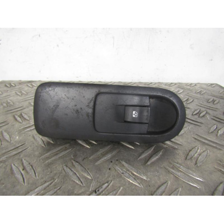 Interrupteur de leve vitre avant droit RENAULT SCENIC 2