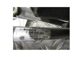 Moteur essuie glace avant droit VOLKSWAGEN GOLF PLUS Photo n°2