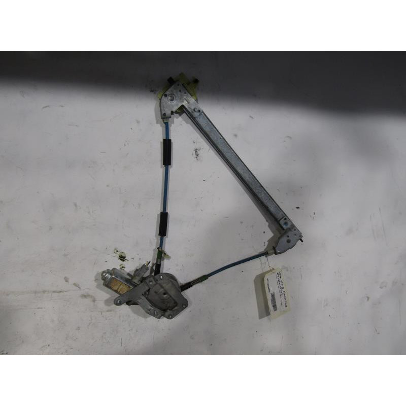 Leve vitre electrique arriere droit CITROEN XSARA PICASSO Photo n°1