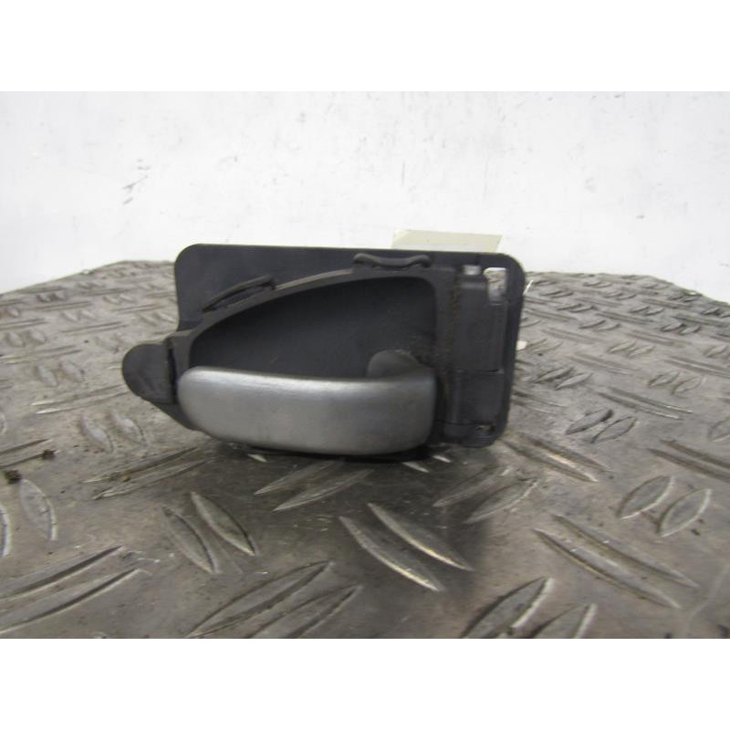 Poignee interieur arriere droit CITROEN XSARA PICASSO Photo n°1