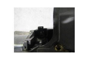 Moteur essuie glace arriere TOYOTA COROLLA VERSO 2 Photo n°2