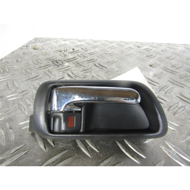 Poignee interieur arriere droit TOYOTA COROLLA VERSO 2 Photo n°1