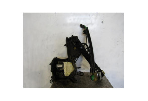 Leve vitre electrique avant droit SEAT LEON 2 Photo n°1