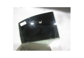 Vitre arriere droit FIAT PANDA 2 Photo n°1