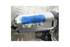 Moteur essuie glace arriere SEAT IBIZA 4 Photo n°3
