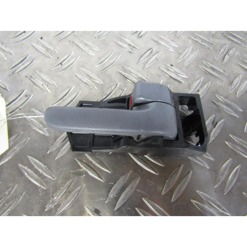 Poignee interieur avant droit TOYOTA RAV4 2 Photo n°1