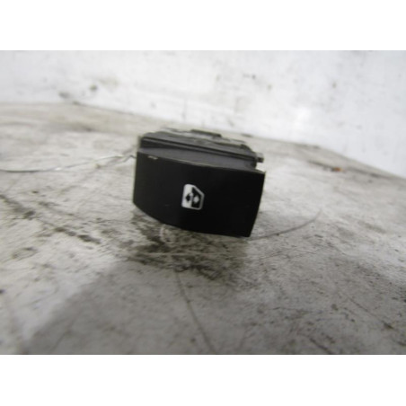 Interrupteur de leve vitre avant droit RENAULT SCENIC 2