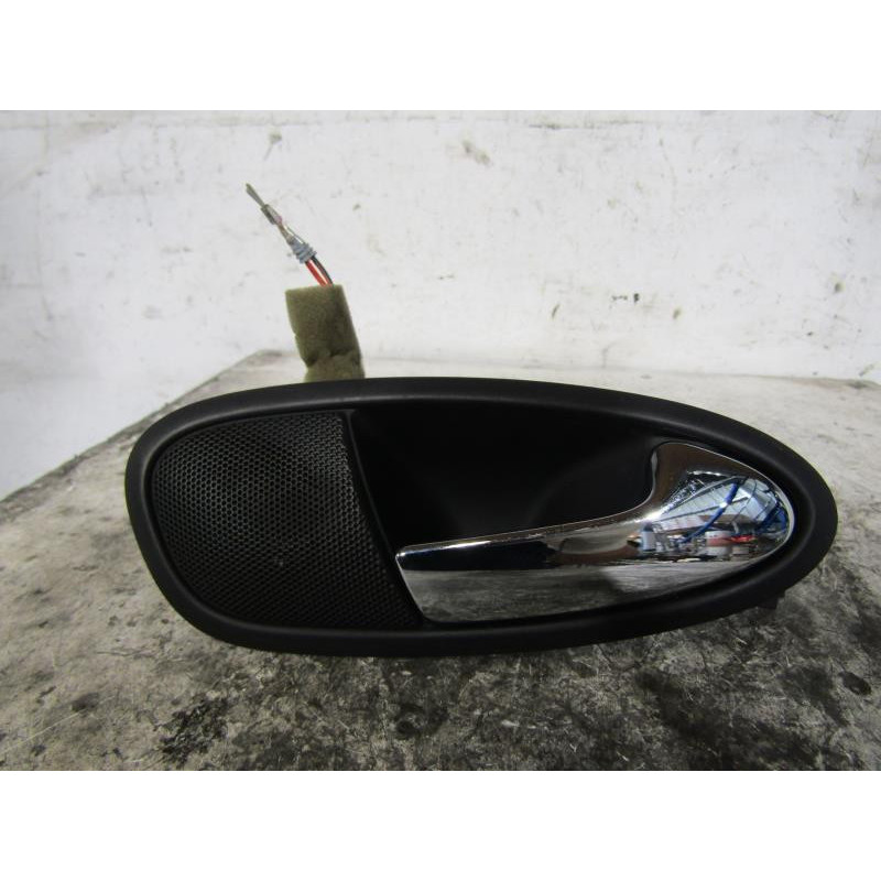 Poignee interieur arriere droit SEAT ALTEA Photo n°1