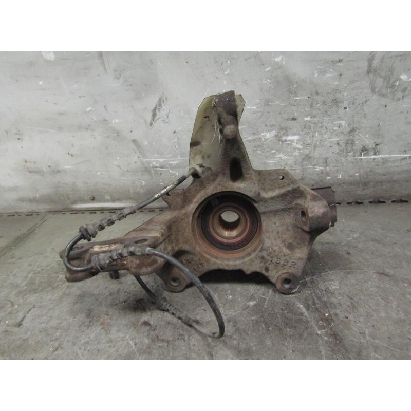 Pivot de moyeu avant droit RENAULT SCENIC 3 Photo n°1