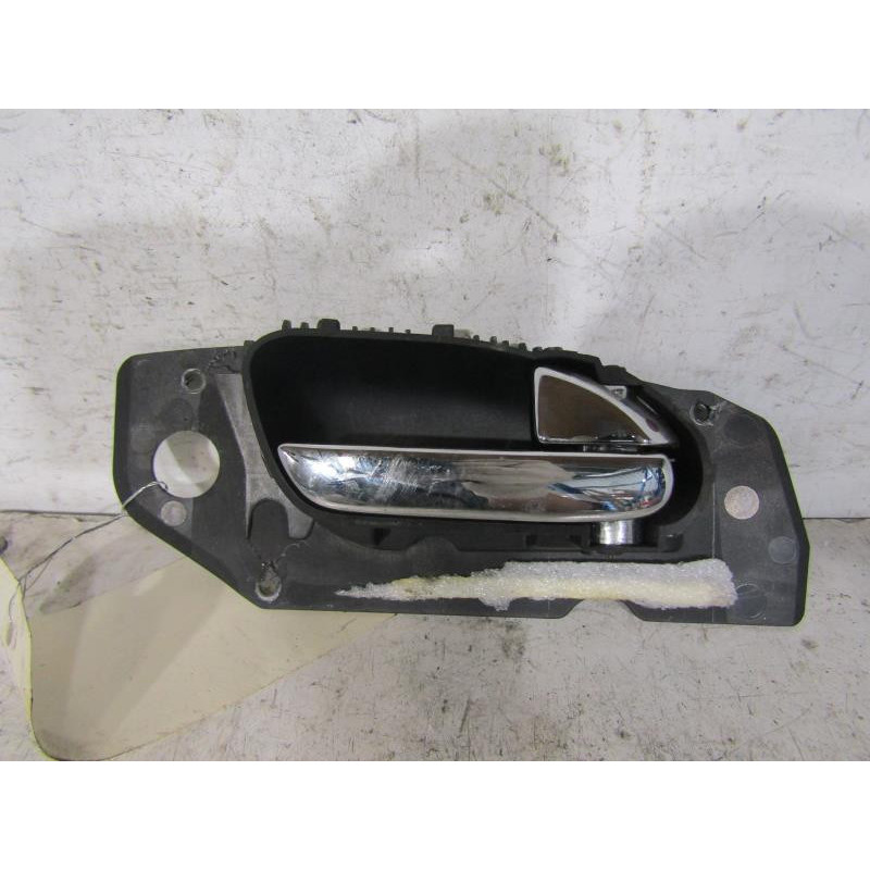 Poignee interieur avant droit PEUGEOT 607 Photo n°1