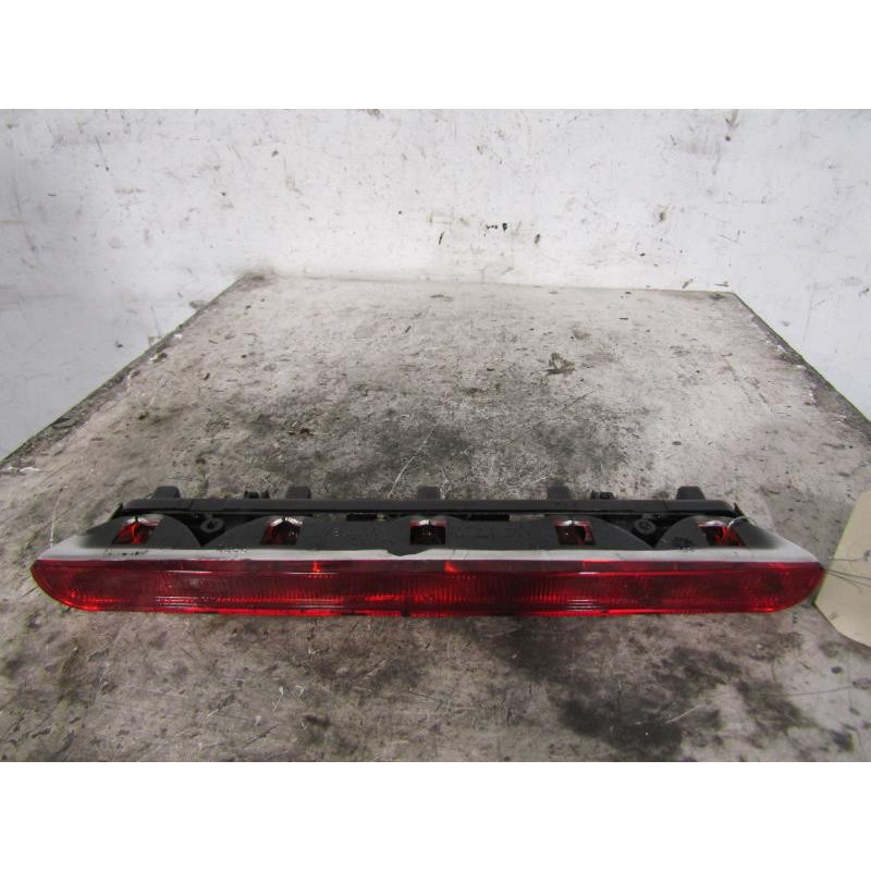 Feu arriere stop central CITROEN XSARA PICASSO Photo n°1