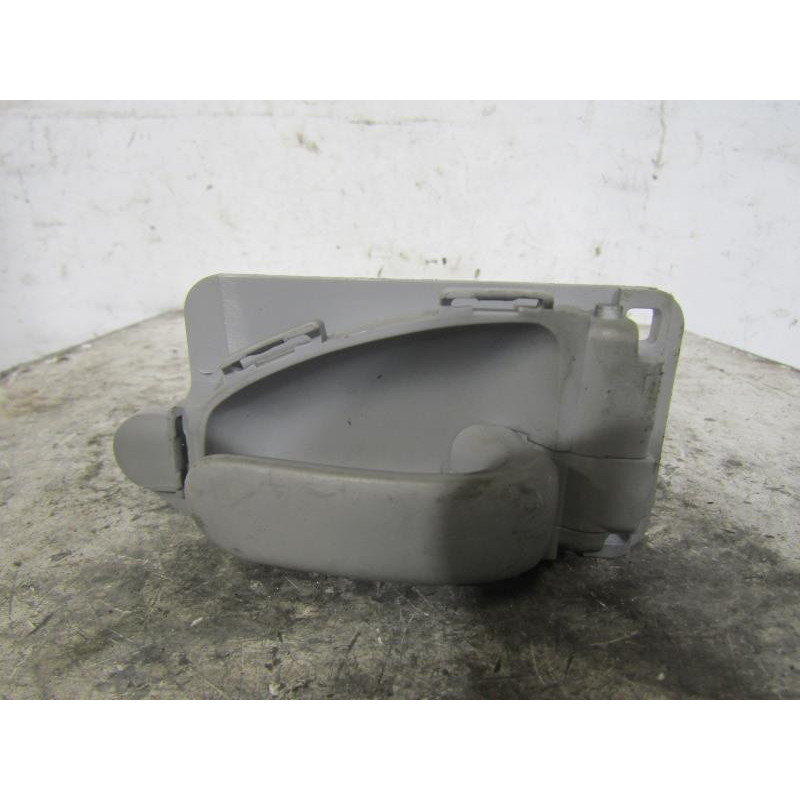 Poignee interieur arriere droit CITROEN XSARA PICASSO Photo n°1