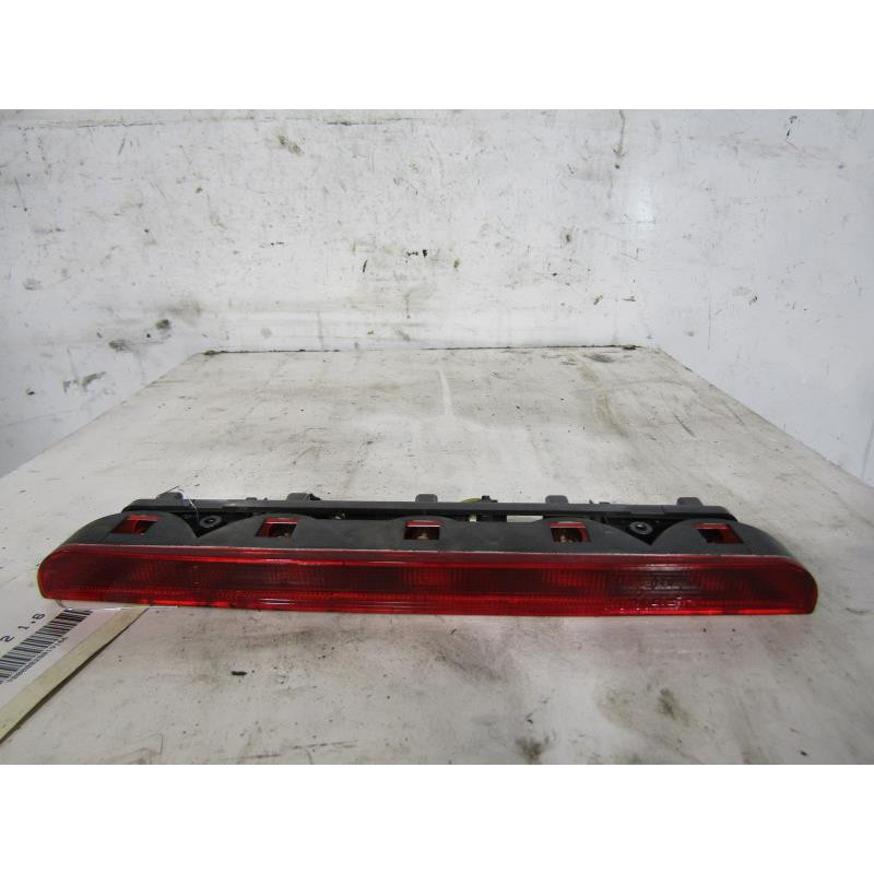 Feu arriere stop central CITROEN XSARA PICASSO Photo n°1