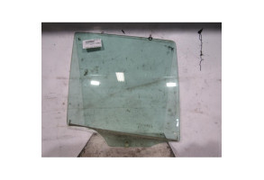 Vitre arriere droit MERCEDES CLASSE M 163 Photo n°1