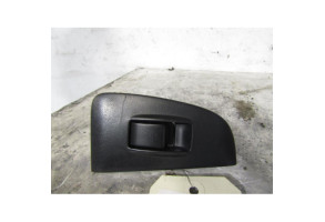 Interrupteur de leve vitre avant droit TOYOTA AVENSIS 2 Photo n°1