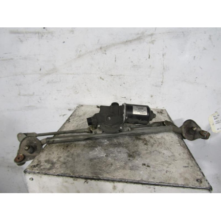 Moteur essuie glace avant TOYOTA AVENSIS 2