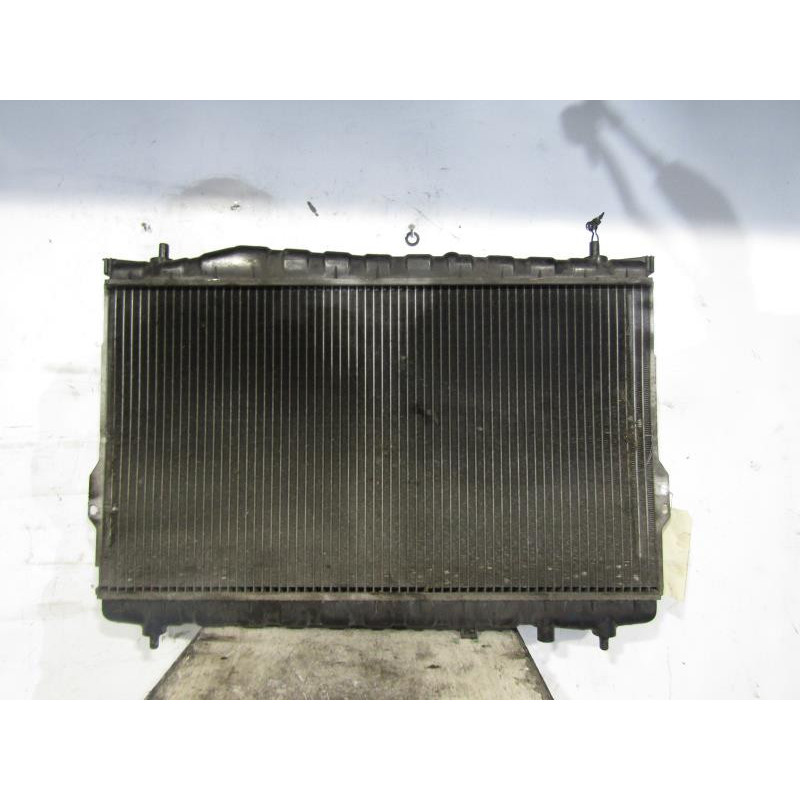 Radiateur eau HYUNDAI TRAJET Photo n°1