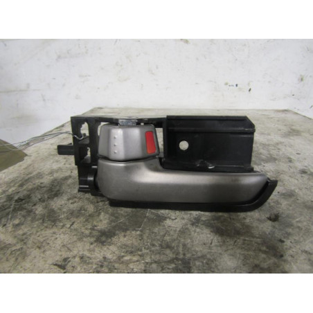 Poignee interieur avant gauche SUZUKI SWIFT 3