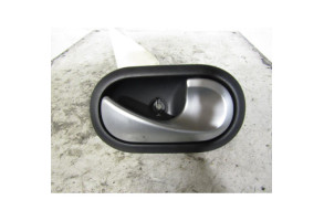 Poignee interieur arriere droit RENAULT CLIO 3 Photo n°2