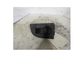 Interrupteur de leve vitre arriere droit AUDI A6 2 Photo n°1