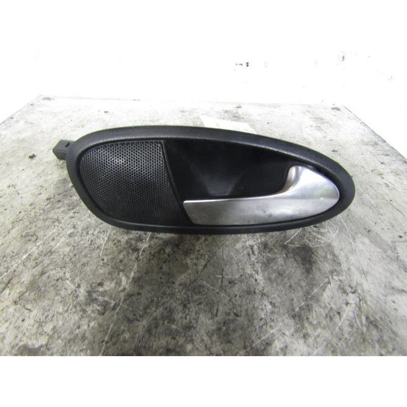 Poignee interieur arriere droit SEAT LEON 2 Photo n°1
