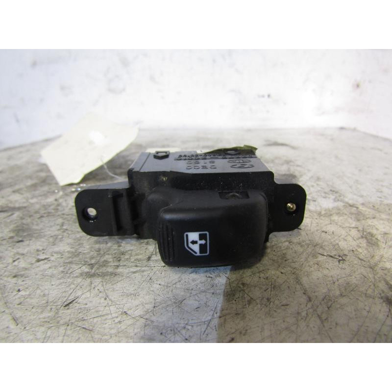 Interrupteur de leve vitre arriere droit HYUNDAI SANTA FE 1 Photo n°1