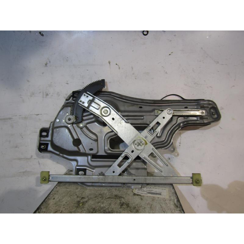 Leve vitre electrique avant droit HYUNDAI SANTA FE 1 Photo n°1