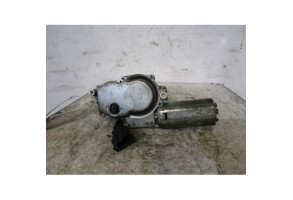 Moteur essuie glace arriere VOLKSWAGEN GOLF 3 Photo n°2