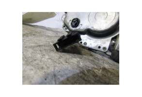 Moteur essuie glace arriere VOLKSWAGEN GOLF 3 Photo n°3