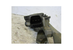 Moteur essuie glace avant TOYOTA COROLLA 10 Photo n°3