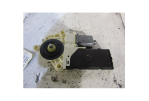 Moteur leve vitre avant droit RENAULT LAGUNA 3 Photo n°1