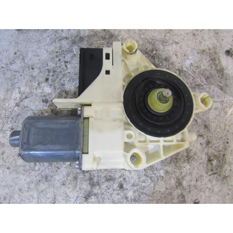 Leve vitre electrique arriere droit RENAULT LAGUNA 3 Photo n°1