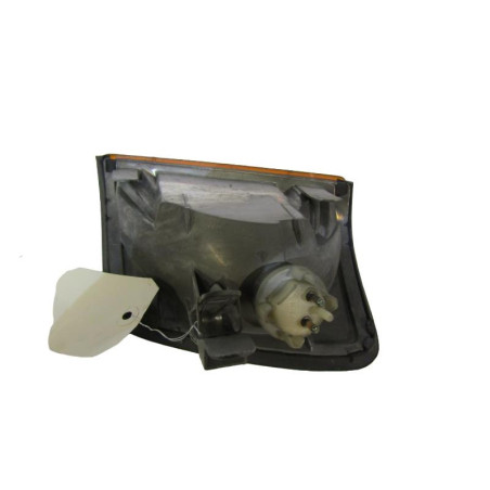 Optique avant secondaire droit (feux)(clignotant) MERCEDES 250 T124